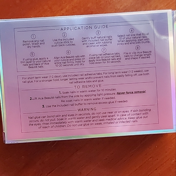 Ace Beaute Reusable Luxe Manicure Nails in Constellation - Picture 3 of 3